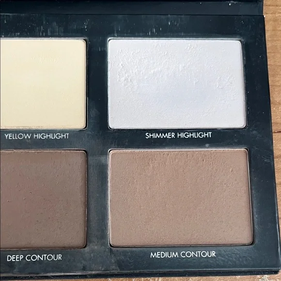 LORAC PRO Contour Kit in Black - Picture 4 of 5